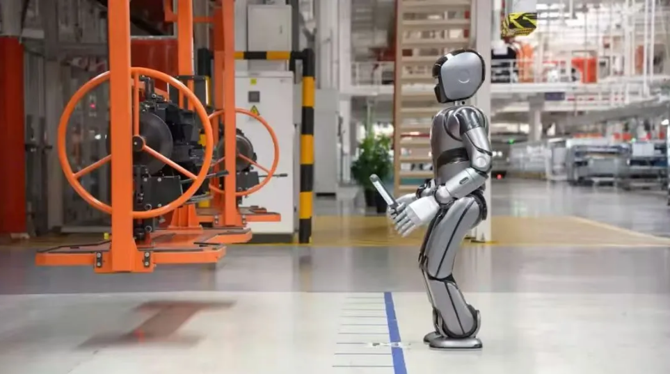 青島布局“人工智能+機(jī)器人”產(chǎn)業(yè)賽道，工業(yè)機(jī)器人引領(lǐng)智能制造新浪潮